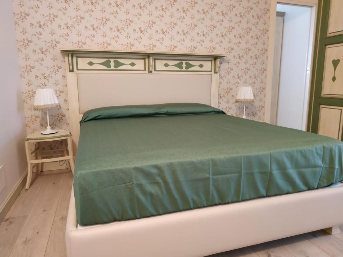 Bed and Breakfast Etna Casa Del Sole Ніколозі Екстер'єр фото